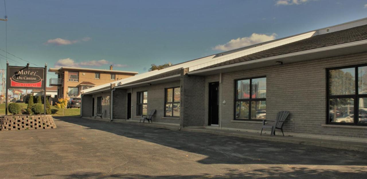 Motel Du Canton Valcourt Buitenkant foto