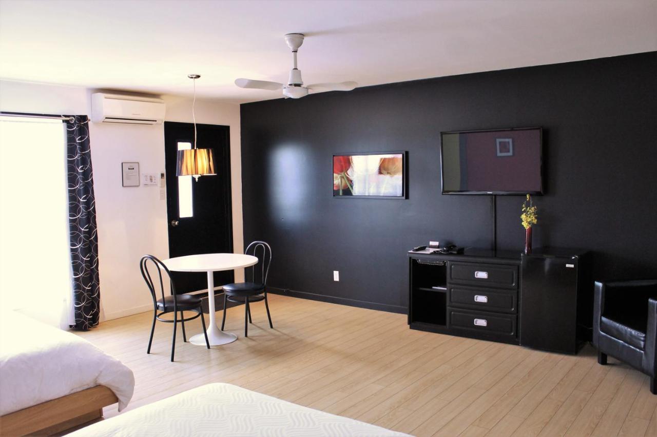 Motel Du Canton Valcourt Buitenkant foto