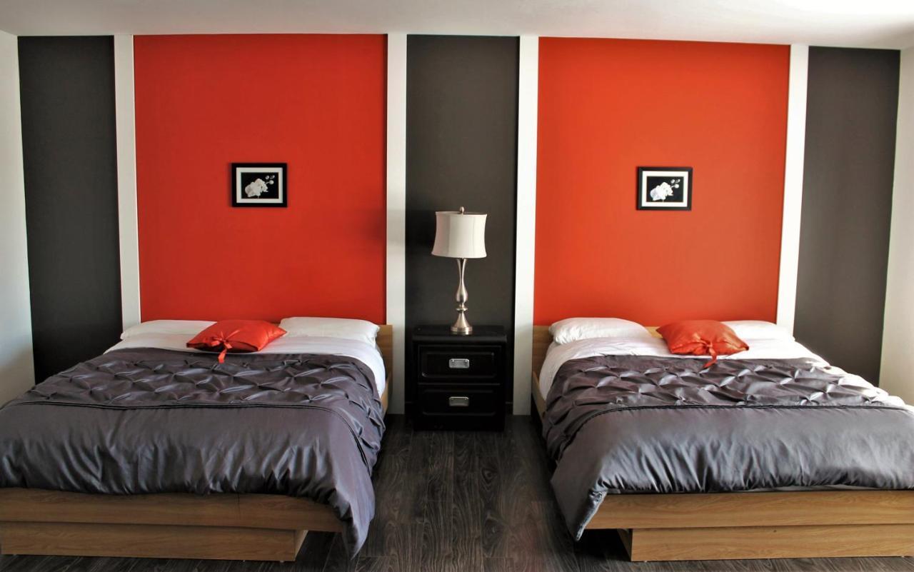 Motel Du Canton Valcourt Buitenkant foto
